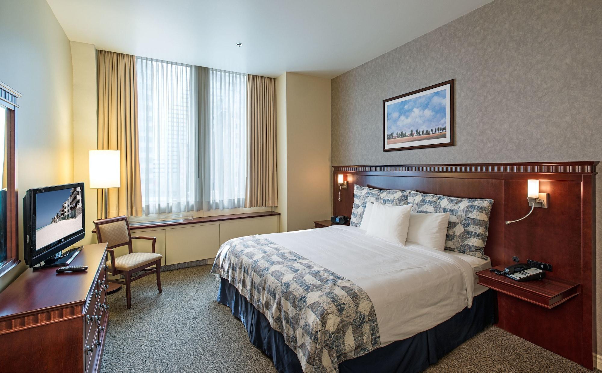 Le Square Phillips Hôtel&suites 4* Montréal