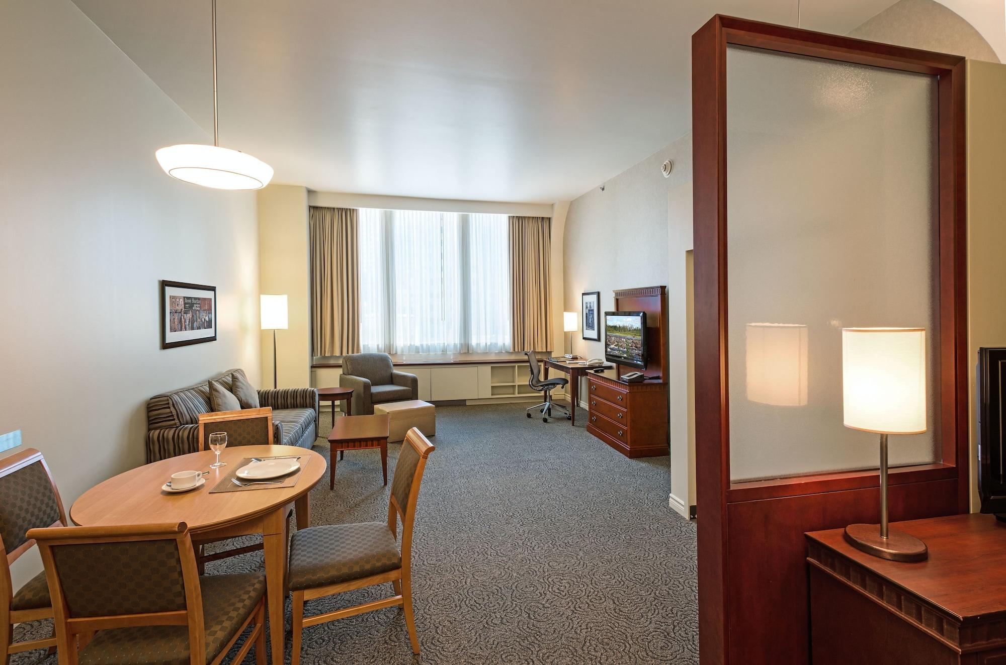 Le Square Phillips Hôtel&suites Hotel 4*