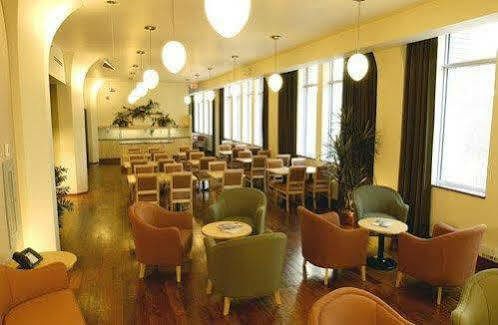 Le Square Phillips Hôtel&suites 4*