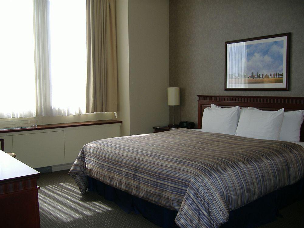 Hotel Le Square Phillips Hôtel&suites 4*